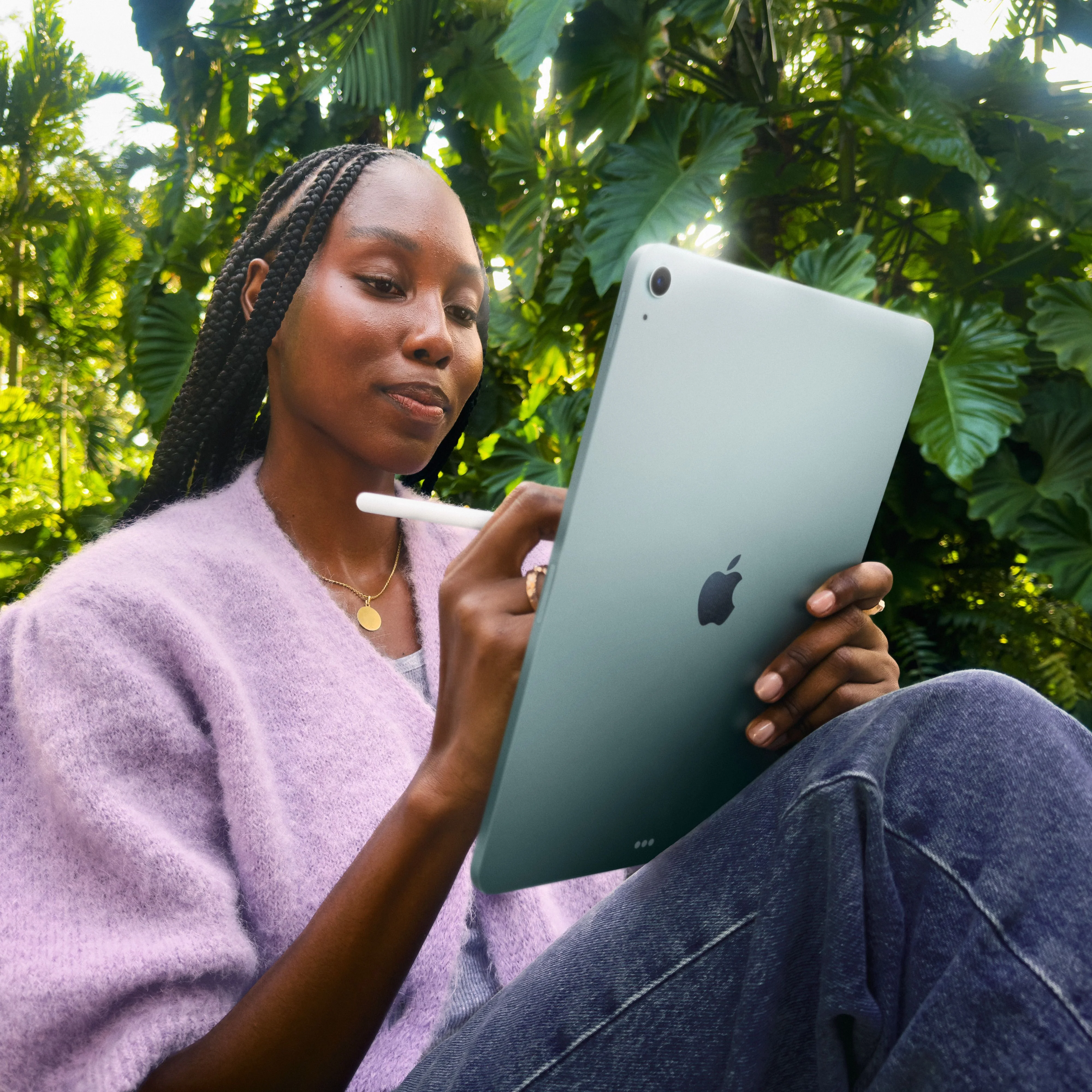11-inch iPad Air Wi-Fi 256GB - ضوء النجوم (M3) - Image 8